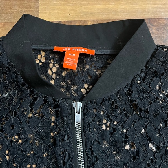 Sz medium lace bomber style blazer/jacket! - Picture 2 of 2